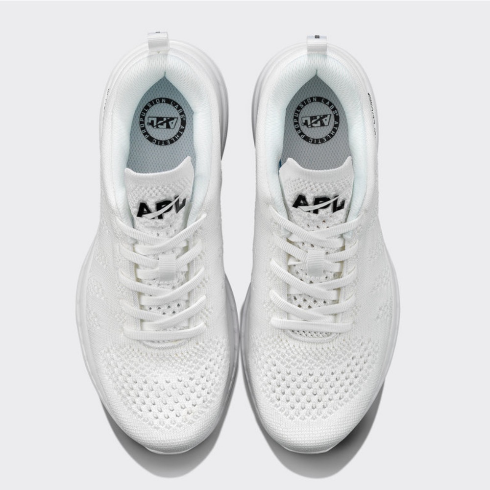 APL Women's TechLoom Pro Sneakers 7.5 in White / Black / Gum